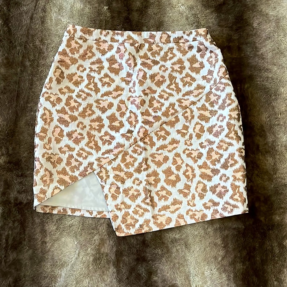 Gorgeous Revolve Camila Coelho metallic rose gold skirt sz S EUC